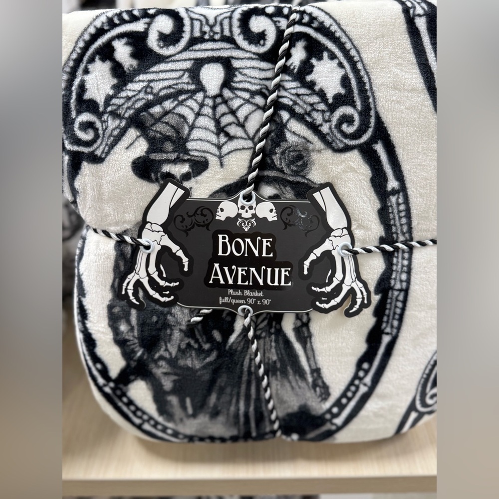 Avenue Gothic Black and White Plush Blanket